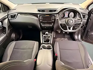 Used 2019 Nissan Qashqai Acenta Premium Grey - Interior and Exterior details 7