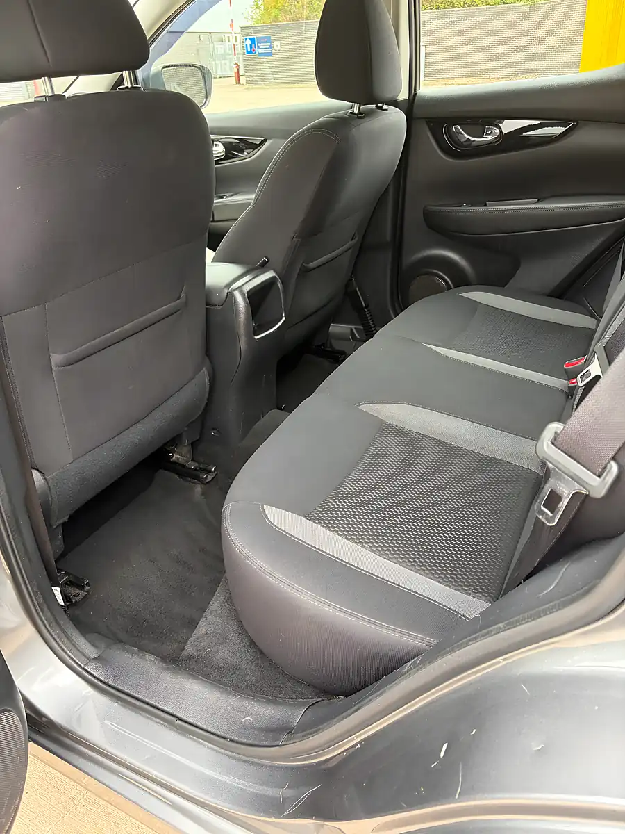 Used 2019 Nissan Qashqai Acenta Premium Grey - Interior and Exterior details 10