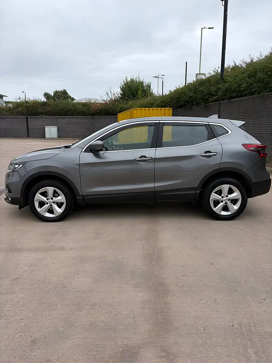 Used 2019 Nissan Qashqai Acenta Premium Grey - Interior and Exterior details 2