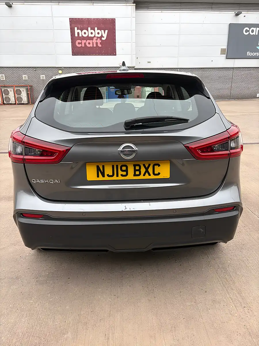 Used 2019 Nissan Qashqai Acenta Premium Grey - Interior and Exterior details 4