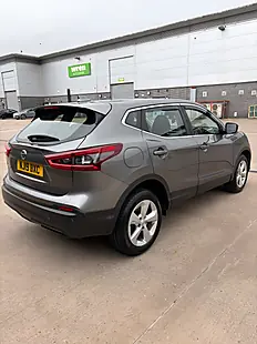 Used 2019 Nissan Qashqai Acenta Premium Grey - Interior and Exterior details 5