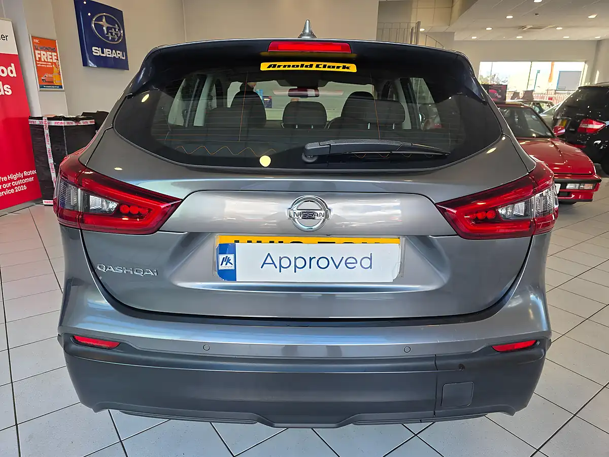 Used 2019 Nissan Qashqai Acenta Premium Grey - Interior and Exterior details 7
