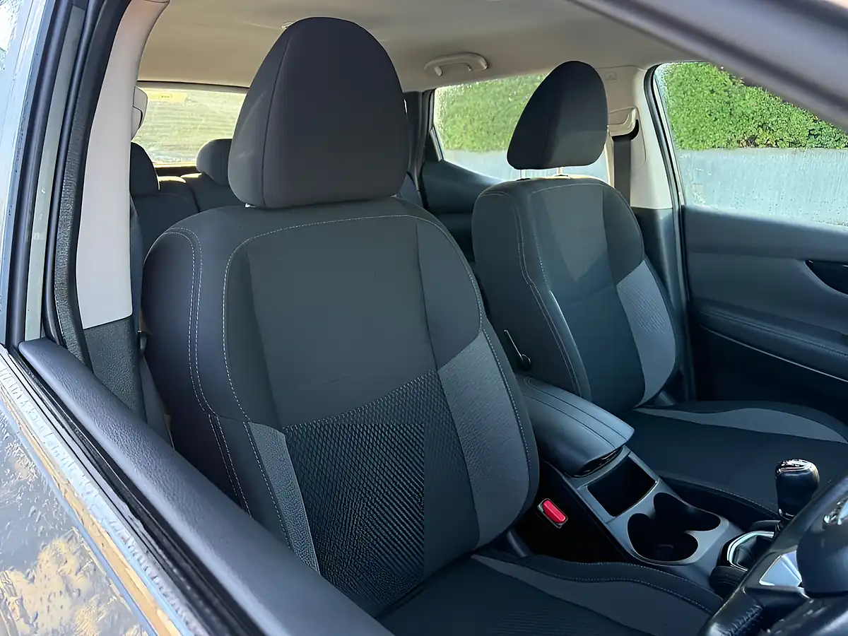 Used 2019 Nissan Qashqai Acenta Premium Grey - Interior and Exterior details 11