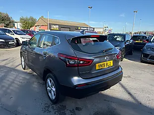 Used 2019 Nissan Qashqai Acenta Premium Grey - Interior and Exterior details 5