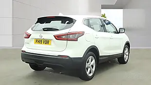 Used 2019 Nissan Qashqai Acenta Premium Pure White - Interior and Exterior details 4