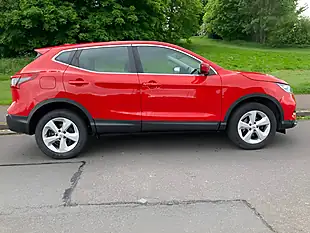 Used 2019 Nissan Qashqai Acenta Premium Red - Interior and Exterior details 2