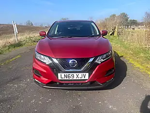Used 2019 Nissan Qashqai Acenta Premium Red - Interior and Exterior details 2
