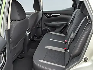 Used 2019 Nissan Qashqai Acenta Premium Silver - Interior and Exterior details 7