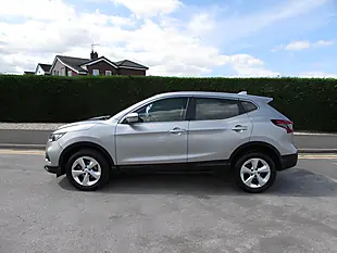 Used 2019 Nissan Qashqai Acenta Premium Silver - Interior and Exterior details 5