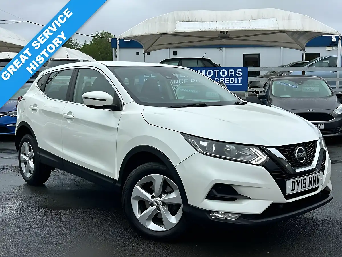 Used 2019 Nissan Qashqai Acenta Premium White - Front View