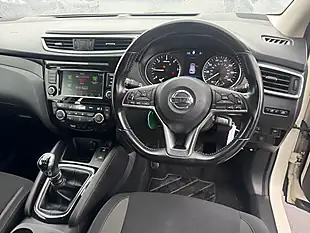 Used 2019 Nissan Qashqai Acenta Premium White - Interior and Exterior details 2