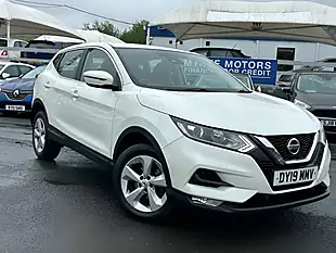 Used 2019 Nissan Qashqai Acenta Premium White - Interior and Exterior details 8