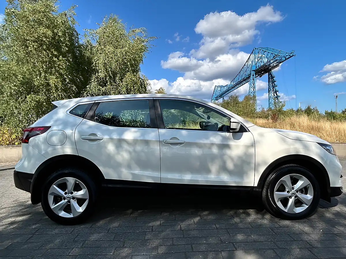 Used 2019 Nissan Qashqai Acenta Premium White - Interior and Exterior details 2