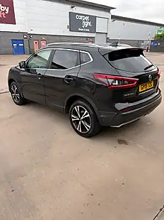 Used 2019 Nissan Qashqai N-Connecta Black - Interior and Exterior details 3