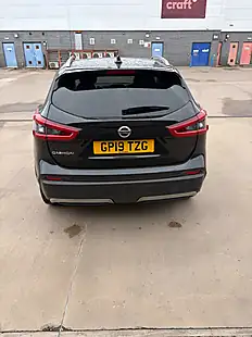 Used 2019 Nissan Qashqai N-Connecta Black - Interior and Exterior details 4