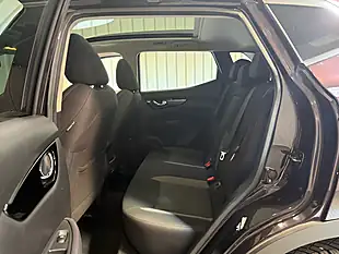 Used 2019 Nissan Qashqai N-Connecta Black - Interior and Exterior details 11