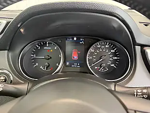 Used 2019 Nissan Qashqai N-Connecta Black - Interior and Exterior details 15