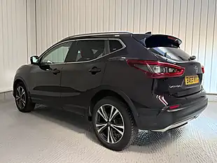 Used 2019 Nissan Qashqai N-Connecta Black - Interior and Exterior details 4