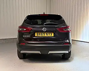 Used 2019 Nissan Qashqai N-Connecta Black - Interior and Exterior details 5