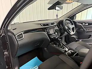 Used 2019 Nissan Qashqai N-Connecta Black - Interior and Exterior details 8