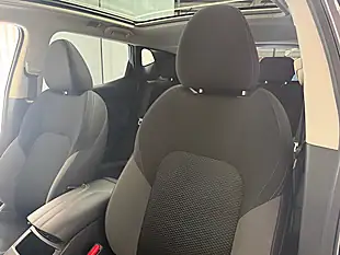 Used 2019 Nissan Qashqai N-Connecta Black - Interior and Exterior details 9