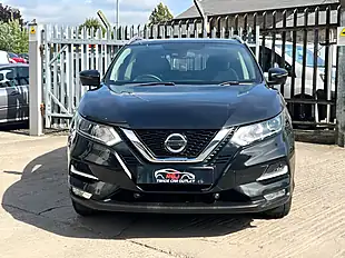Used 2019 Nissan Qashqai N-Connecta Black - Interior and Exterior details 5