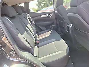 Used 2019 Nissan Qashqai N-Connecta Black - Interior and Exterior details 11