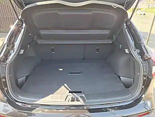 Used 2019 Nissan Qashqai N-Connecta Black - Interior and Exterior details 17