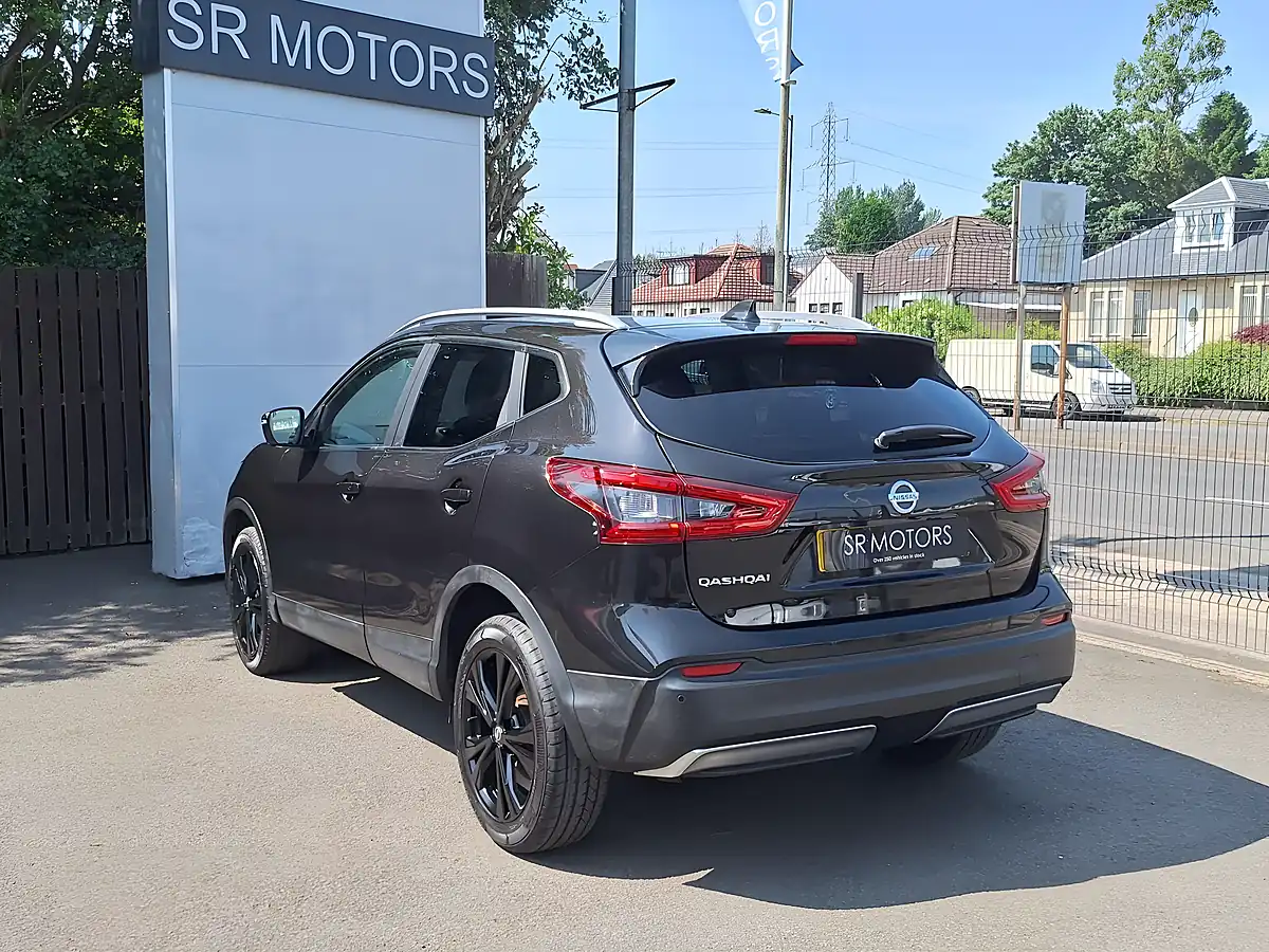 Used 2019 Nissan Qashqai N-Connecta Black - Interior and Exterior details 4