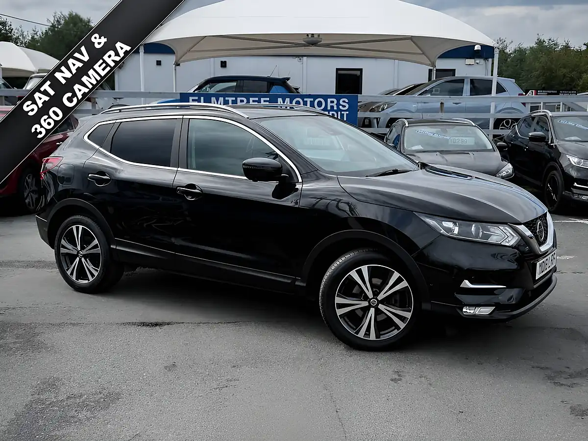 Used 2019 Nissan Qashqai N-Connecta Black - Front View