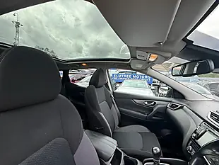 Used 2019 Nissan Qashqai N-Connecta Black - Interior and Exterior details 16