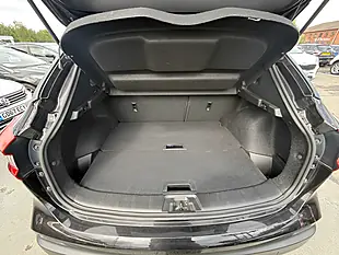 Used 2019 Nissan Qashqai N-Connecta Black - Interior and Exterior details 8