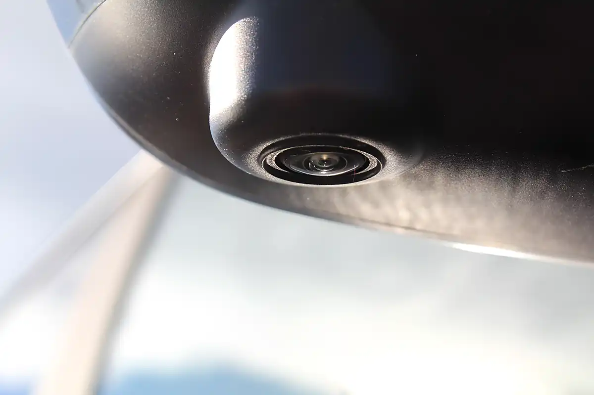 Used 2019 Nissan Qashqai N-Connecta Black - Interior and Exterior details 11