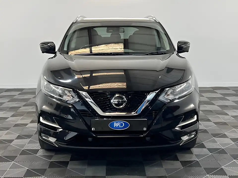 Used 2019 Nissan Qashqai N-Connecta Black - Interior and Exterior details 10