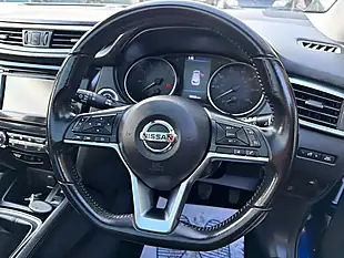 Used 2019 Nissan Qashqai N-Connecta Blue - Interior and Exterior details 13
