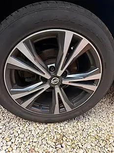 Used 2019 Nissan Qashqai N-Connecta Blue - Interior and Exterior details 16