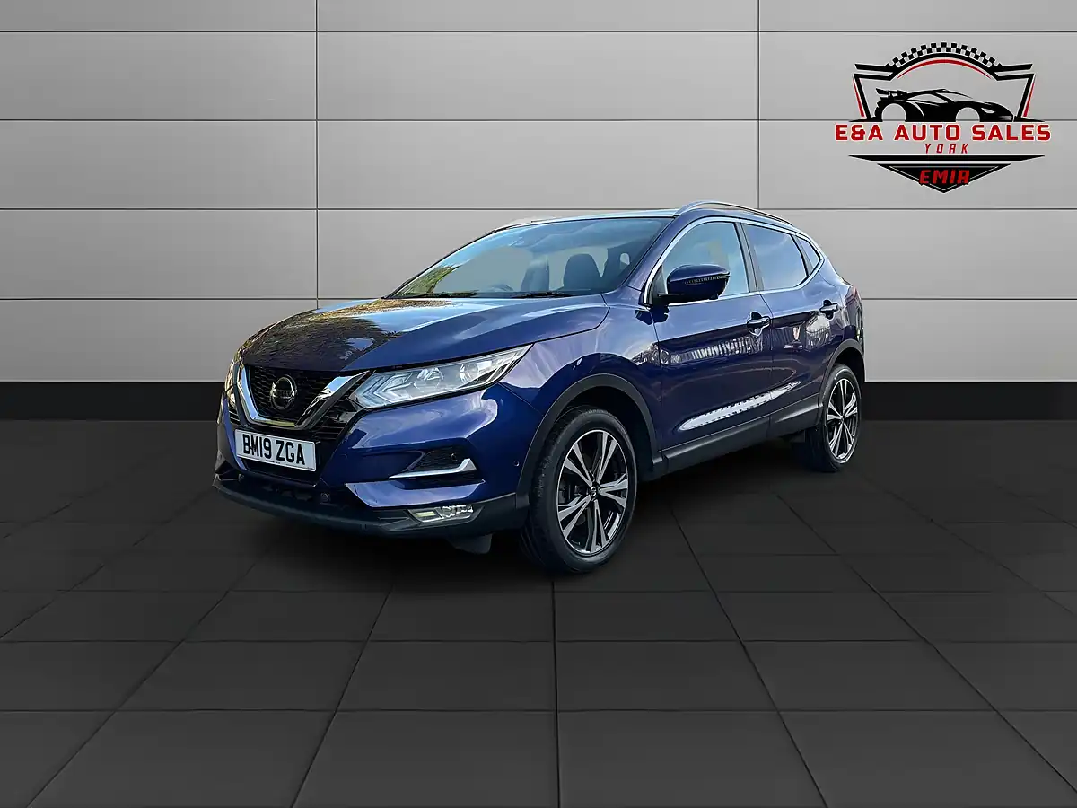 Used 2019 Nissan Qashqai N-Connecta Blue - Interior and Exterior details 3