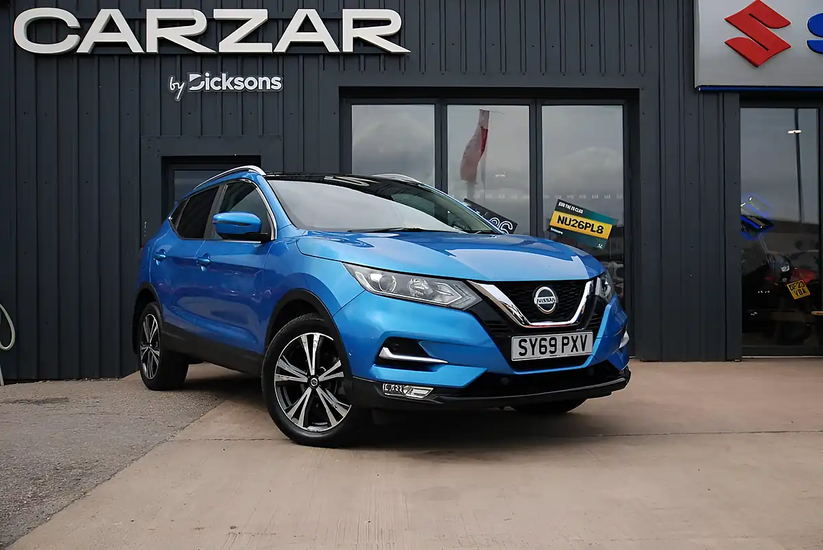 Used 2019 Nissan Qashqai N-Connecta Blue - Front View
