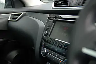 Used 2019 Nissan Qashqai N-Connecta Blue - Interior and Exterior details 11