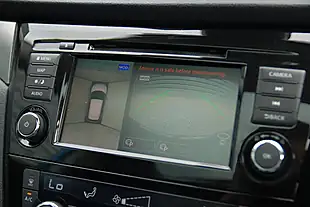 Used 2019 Nissan Qashqai N-Connecta Blue - Interior and Exterior details 14