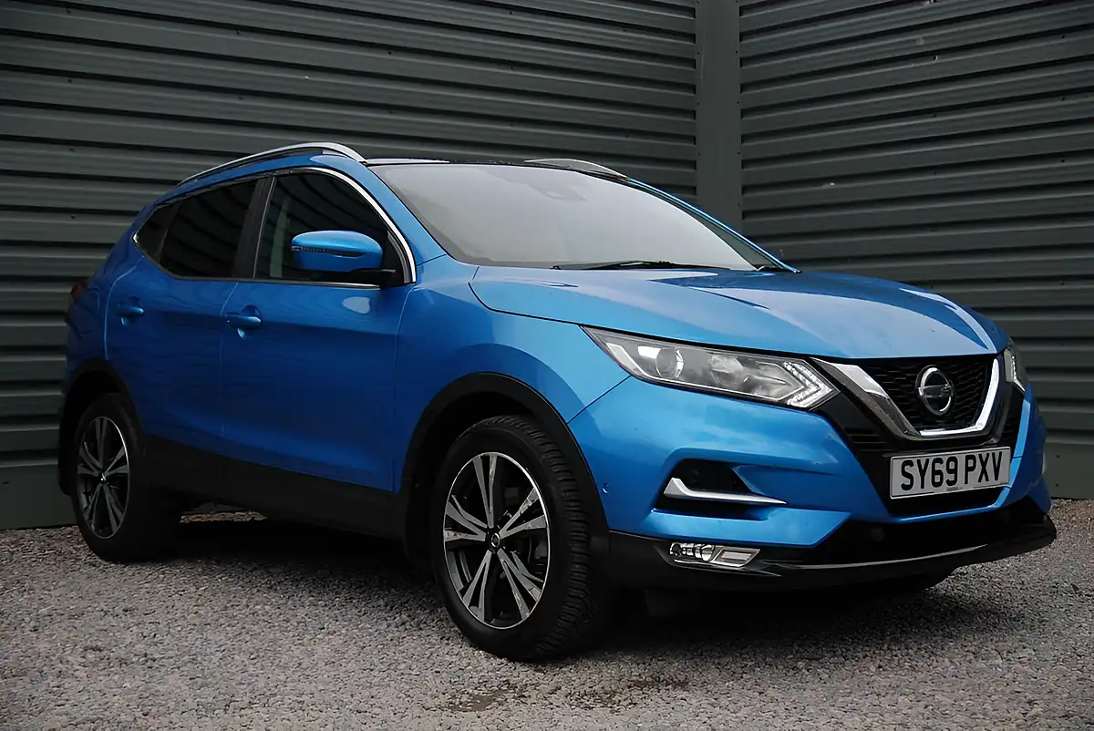 Used 2019 Nissan Qashqai N-Connecta Blue - Interior and Exterior details 2