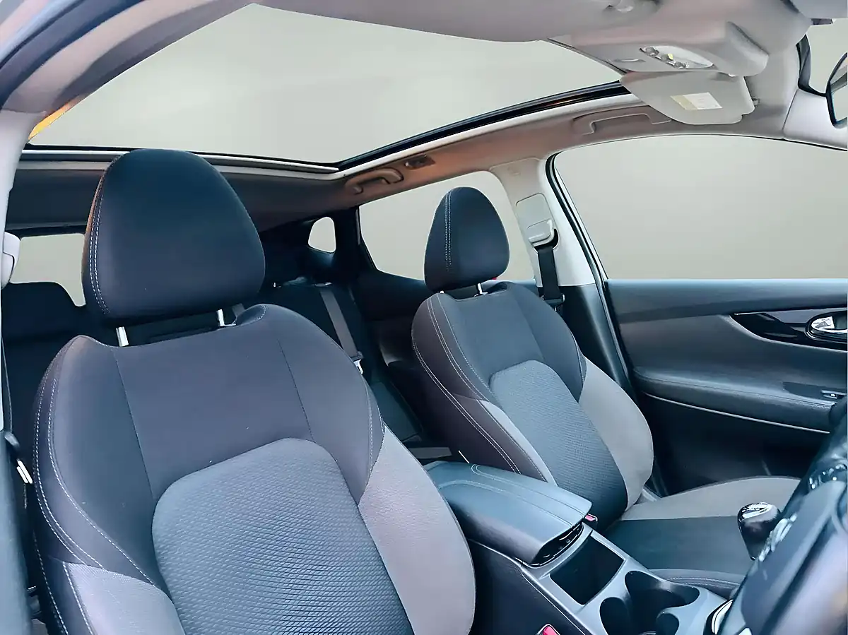 Used 2019 Nissan Qashqai N-Connecta Grey - Interior and Exterior details 19