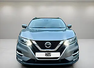 Used 2019 Nissan Qashqai N-Connecta Grey - Interior and Exterior details 3