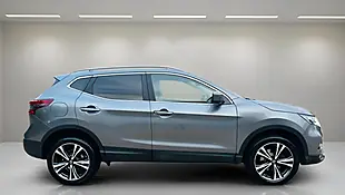 Used 2019 Nissan Qashqai N-Connecta Grey - Interior and Exterior details 4