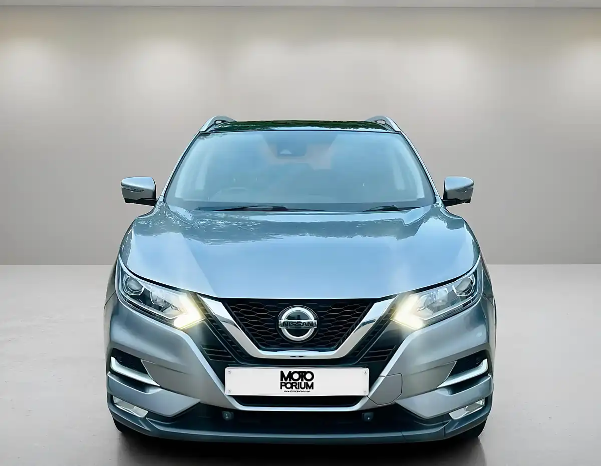 Used 2019 Nissan Qashqai N-Connecta Grey - Interior and Exterior details 8