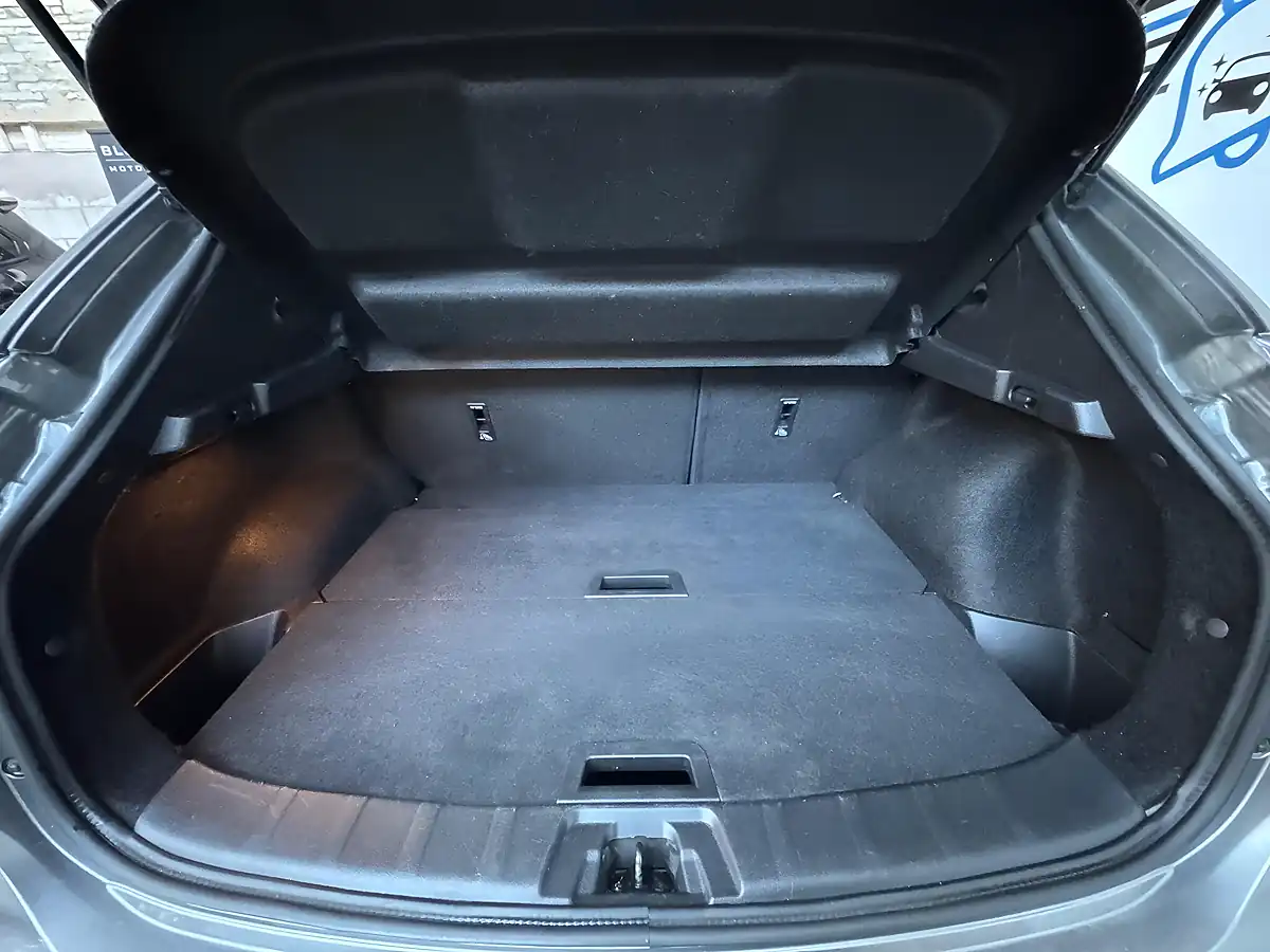 Used 2019 Nissan Qashqai N-Connecta Gun Metal Grey - Interior and Exterior details 20