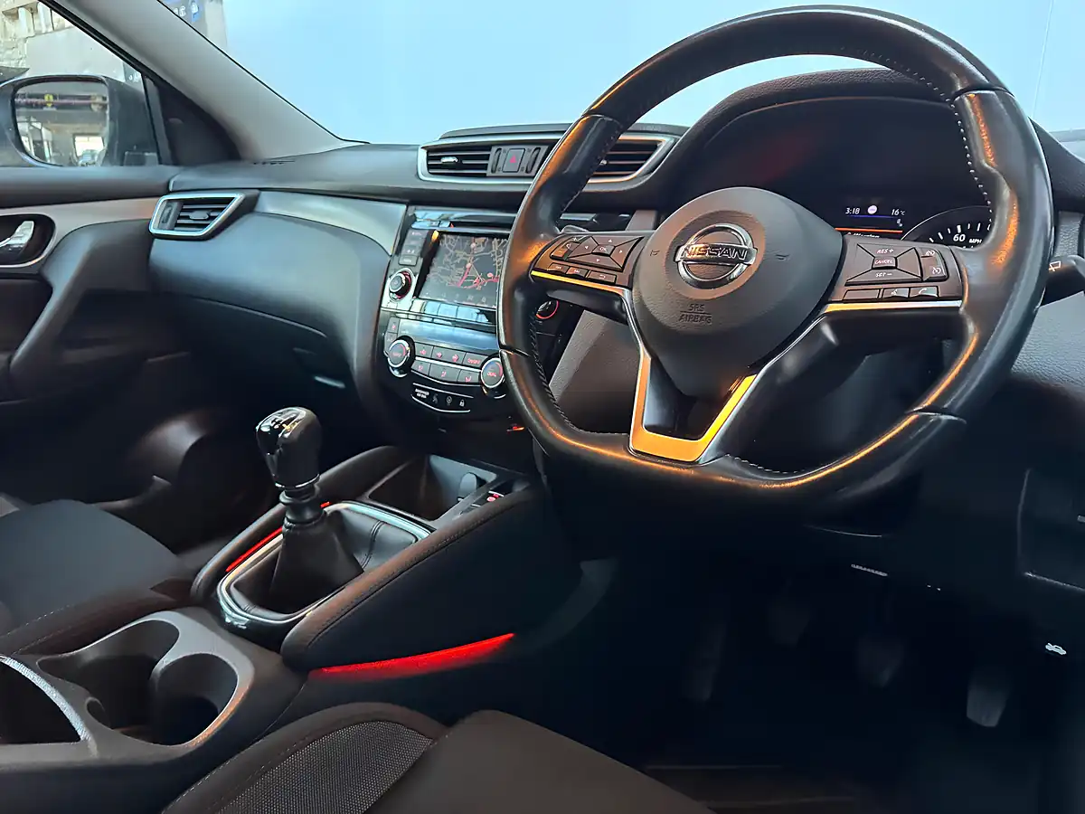 Used 2019 Nissan Qashqai N-Connecta Gun Metal Grey - Interior and Exterior details 3