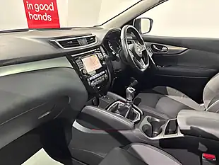 Used 2019 Nissan Qashqai N-Connecta Magnetic Red - Interior and Exterior details 11