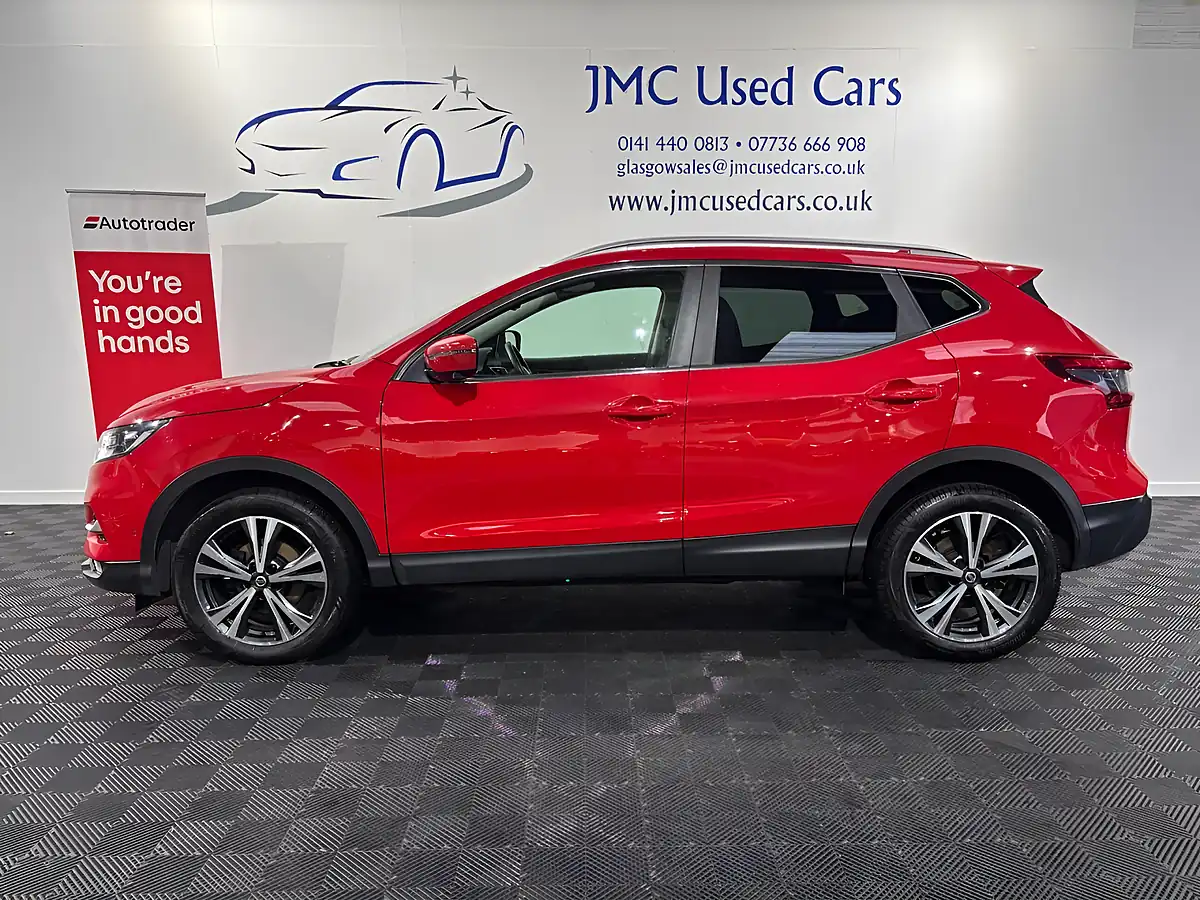 Used 2019 Nissan Qashqai N-Connecta Magnetic Red - Interior and Exterior details 2