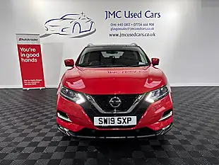 Used 2019 Nissan Qashqai N-Connecta Magnetic Red - Interior and Exterior details 3